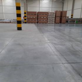 Czyszczenie garaży podziemnych, magazynów, hal produkcyjnych