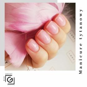 manicure tytanowy