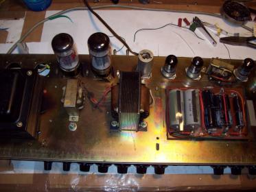 Naprawy wzmacniaczy i przedwzmacniaczy lampowych w tym Combo wszelkich marek.