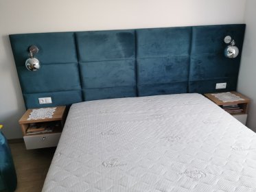 Łóżka tapicerowane na wymiar, panele tapicerowane, siedziska