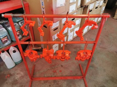 Regeneracja zacisków, elementów plastikowych wnętrza pojazdu