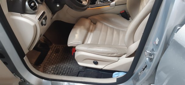 Czyszczenie detailingowe wnętrza .