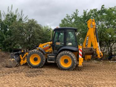 Wynajem koparki, wynajem wywrotki, wynajem koparko-ładowarki