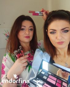 Kosmetyki do Makijażu marki KARAJA dostępne w Endorfince:)