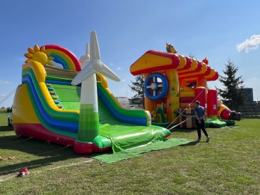 Atrakcje dla dzieci zjeżdżalnia dmuchana, zamek do skakania, active center basen z piłkami