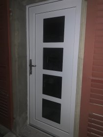 Sprzedaż stolarki otworowej. Okna, drzwi, bramy wjazdowe.