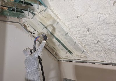 Ocieplenia Poddaszy Pianą PUR