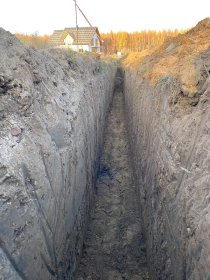 Wykonywanie przyłączy wody, kanalizacji oraz gazu