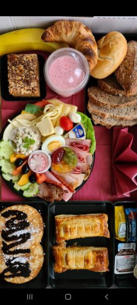 Śniadania lunche obiady kolacje dla firm pracowników