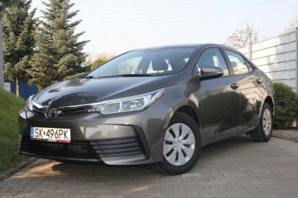 Samochód osobowy klasa C Hatchback / Sedan