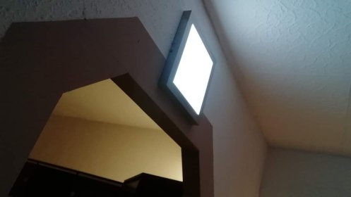Montaż punktu oświetleniowego w budynku