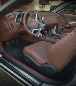 TAPICERSTWO SAMOCHODOWE MOTOCYKLOWE MOTOROWODNE