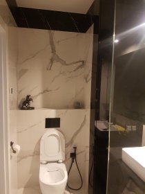 Układanie glazury i terakoty