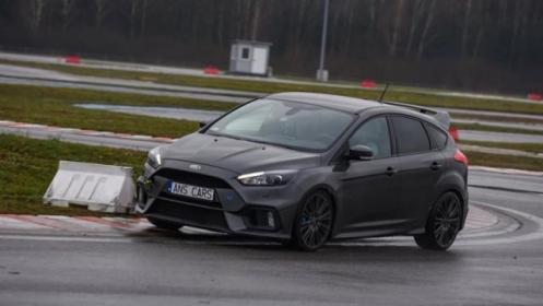 Ford Focus RS wynajem
