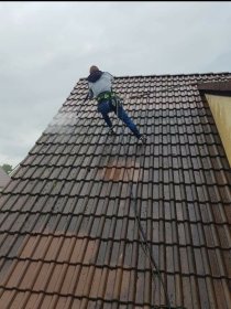 Mycie, impregnacja, odgrzybianie, malowanie dachu