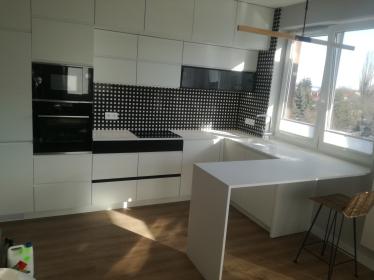 Blaty, parapety,kominki,posadzki