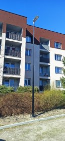 Specjalizujemy się w tworzeniu i modernizowaniu oświetlenia zewnętrznego.