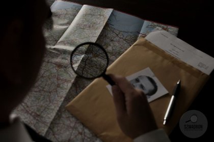 Sprawdzenie życiorysu/ Przeszłości