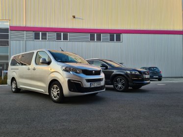 Przewóz osób krajowy, miejscowy, obsługa szkół, firm prywatnych itp.