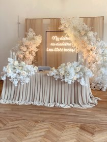 Kompleksowa organizacja przyjęć weselnych- catering, dekoracje, obsługa