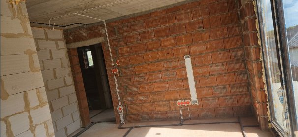 Montaż instalacji elektrycznych