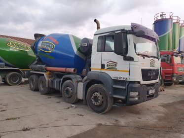 Beton - Wynajem kruszarki - Wyburzenia - Koparki - Prace ziemne - Transport