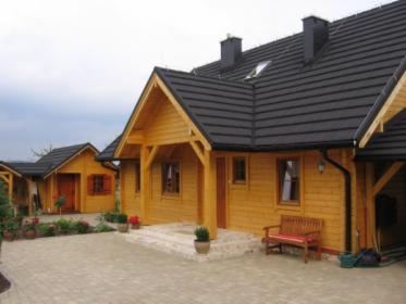 Montaż, przeróbki i remonty dachów. Materiały 8%