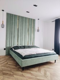 Panele tapicerowane oraz łóżko tapicerowane