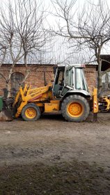 Usługi koparki oraz koparko-ładowarki