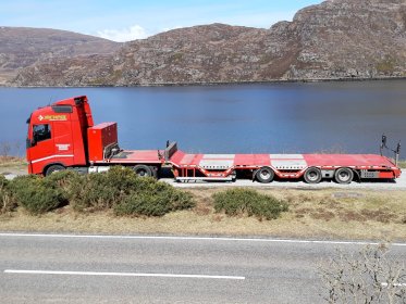 Szukam ładunku na niskopodwozie z najazdami ze Szwecji