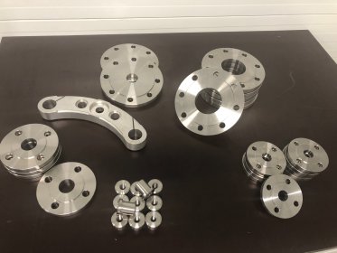 Frezowanie CNC, Toczenie CNC, cięcie- gięcie blach, spawanie, szlifowanie, obróbka metali