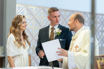 FOTO 2 reportaż od przygotowań do oczepin