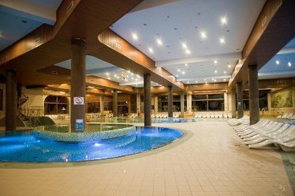 Kompleksowe wykończenia wnętrz od postawiania ścian gk do pomalowania, płytki, panele itd.