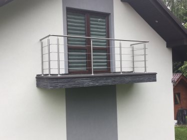 Balustrady,schody,poręcze,podjazdy,zabezpieczenia francuskie, ze stali nierdzewnej