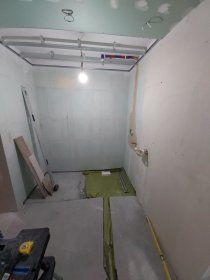 Stan deweloperski- Łazienka  pod klucz do 25m2 po całości