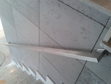 Poręcze, pochwyty przyścienne