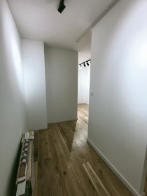 Układanie paneli, deski Barlinek