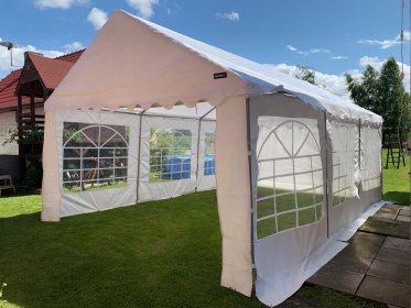Wynajem namiotów bankietowych