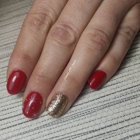 Manicure hybrydowy
