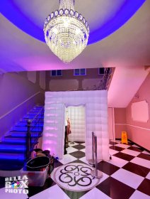 Fotobudka na imprezę. Wesela, urodziny, studniówki