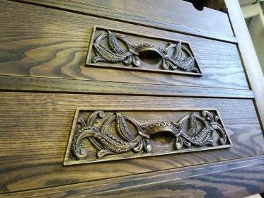 Szafka na wino styl skandynawski