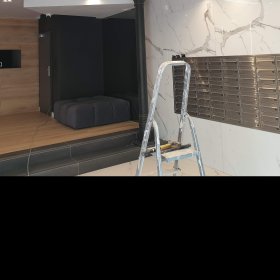 Układanie glazury, gresu, marmuru, terakoty