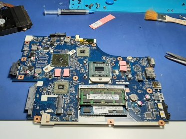 Naprawa i/lub modernizacja laptopa