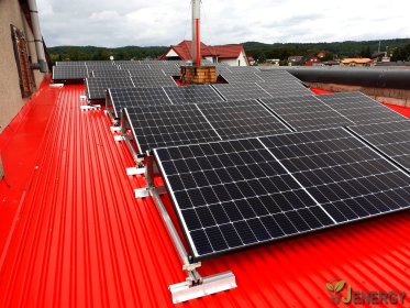 Montaz instalacji Pv domku jednorodzinnego