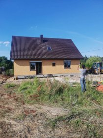 Naprawy dachów i pokrycia dachowe