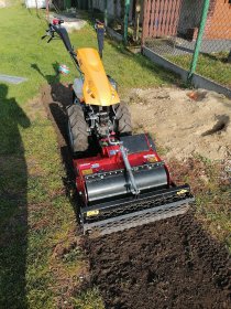 Zakładanie trawnikow