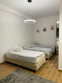 Wynajem pokoju hotelowego AKOR