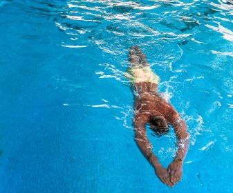 Indywidualne lekcje pływania