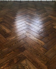 Układanie podłóg drewnianych