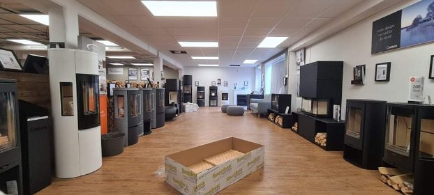 Montaż sufitów podwieszanych modułowych ecophon